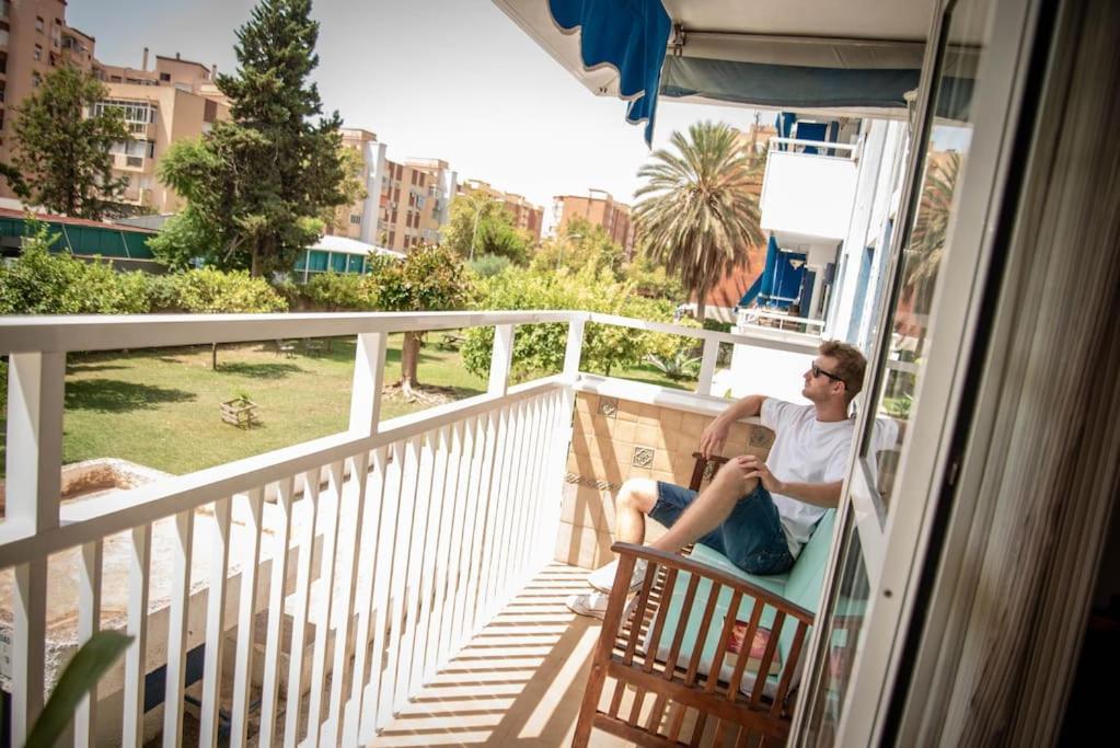 Piso Con Jardin Apartment Malaga Exterior photo