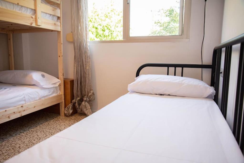 Piso Con Jardin Apartment Malaga Exterior photo