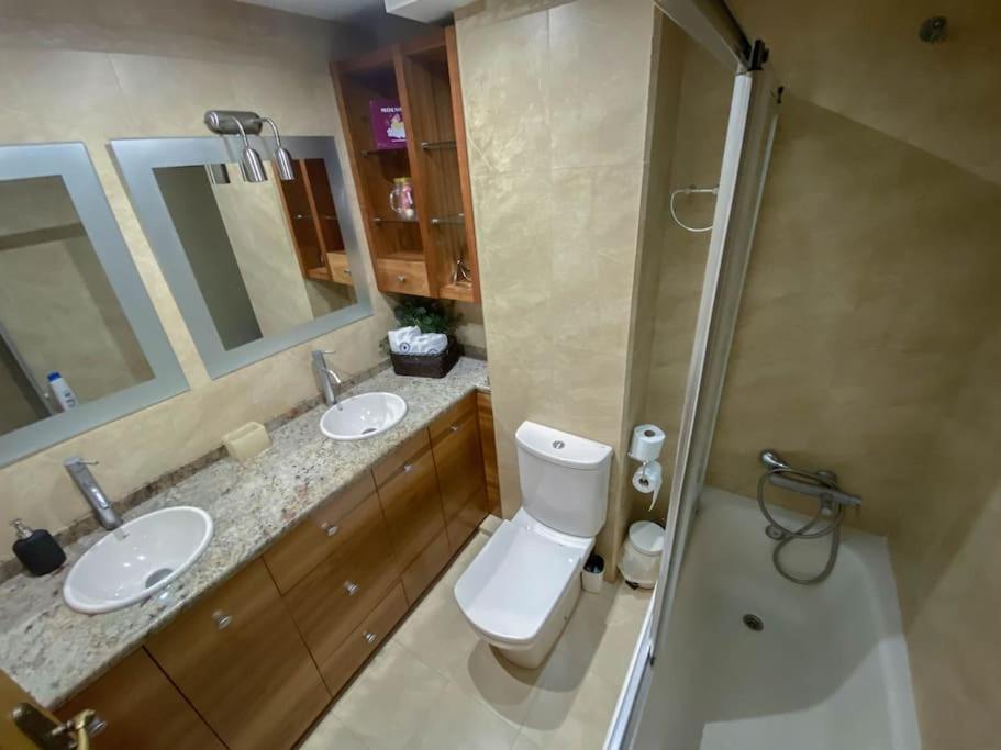 Piso Con Jardin Apartment Malaga Exterior photo