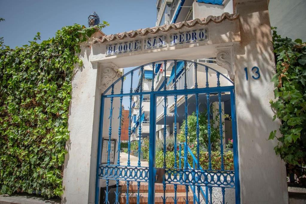 Piso Con Jardin Apartment Malaga Exterior photo